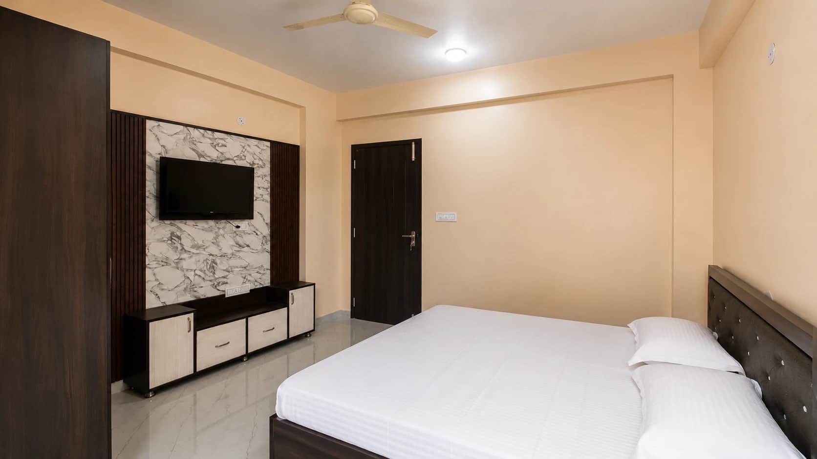 Why Book Directly With Us - 1