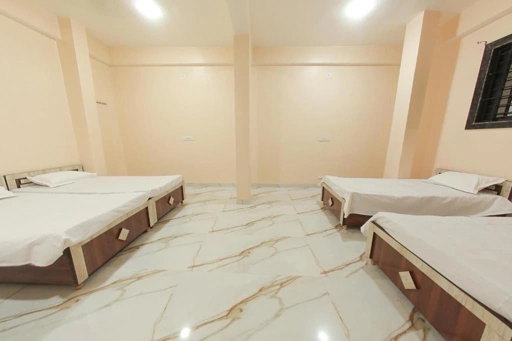 Shared Dormitory - Image 3