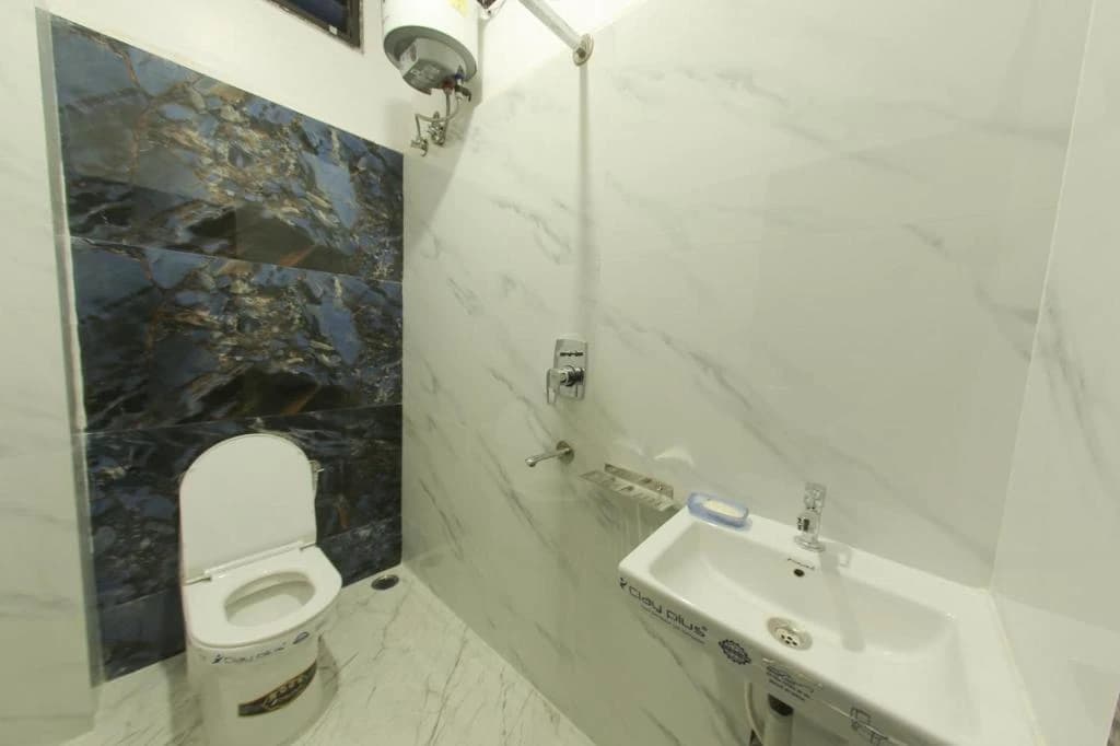 Standard Room - Image 3