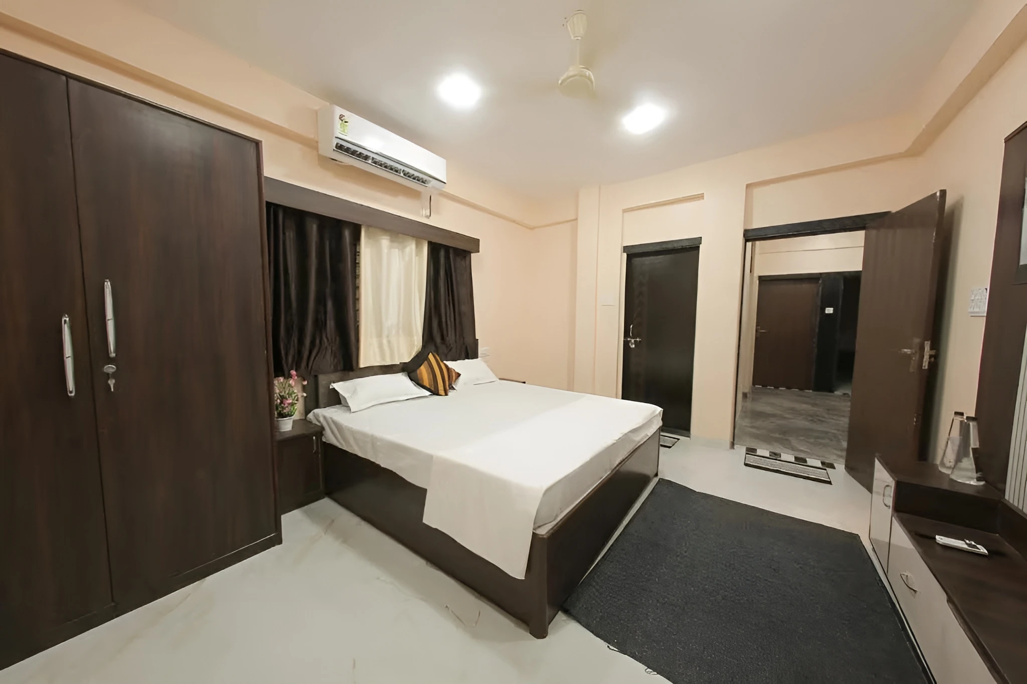 Cozy double bed
