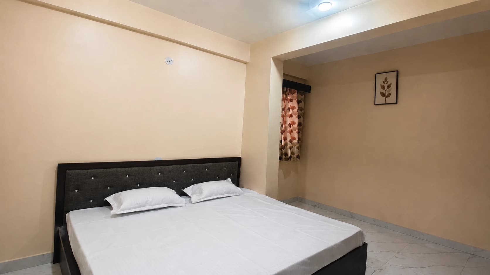 Deluxe Room - Image 1